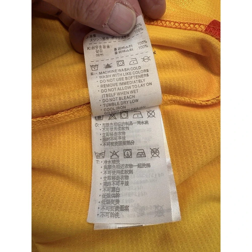 Nike FC Barcelona Dri-FIT Soccer Jersey XL Yellow/Red Qatar Airways O-515